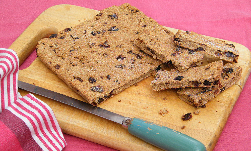 Fruity oatbake