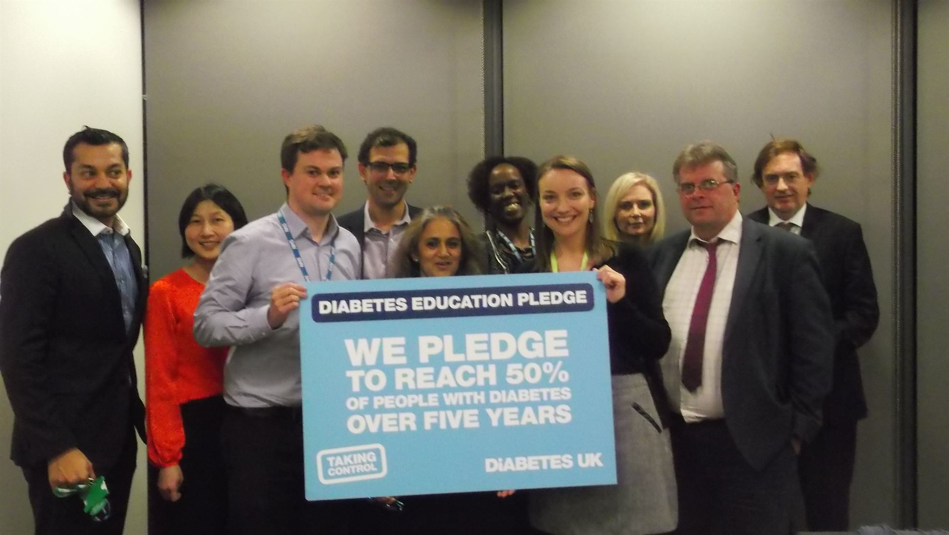 Croydon%20Education%20pledge%201%20nov16.JPG