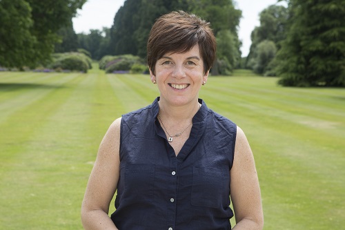 Lesley%20Hamilton%202.jpg