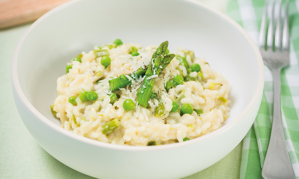 Asparagus, pea and spring onion risotto | Diabetes UK