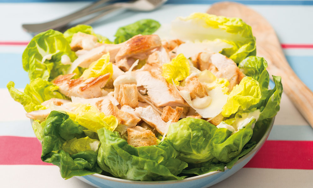 Caesar salad with chargrilled chicken | Diabetes UK