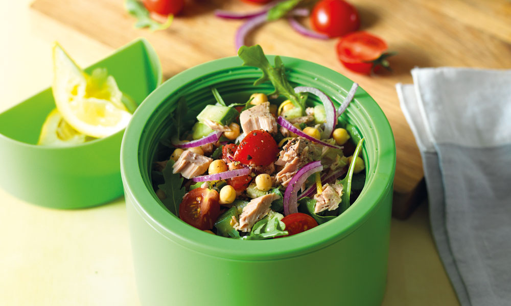Chickpea and tuna salad | Diabetes UK