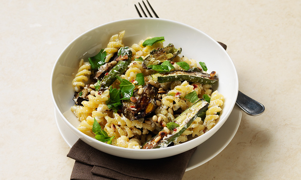 Pasta with aubergine, courgettes, ricotta and pine nuts | Diabetes UK