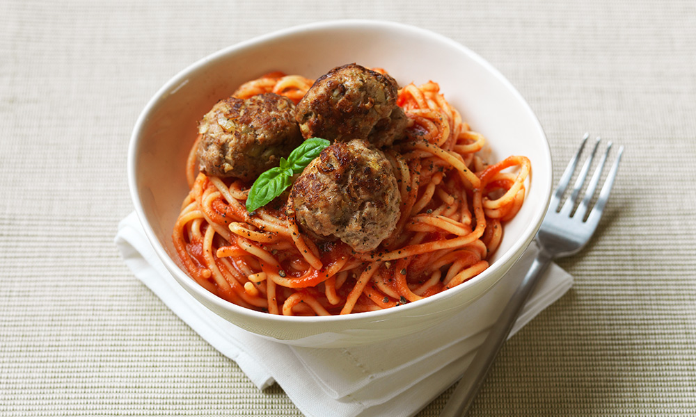 Pork balls with tomato sauce and spaghetti | Diabetes UK