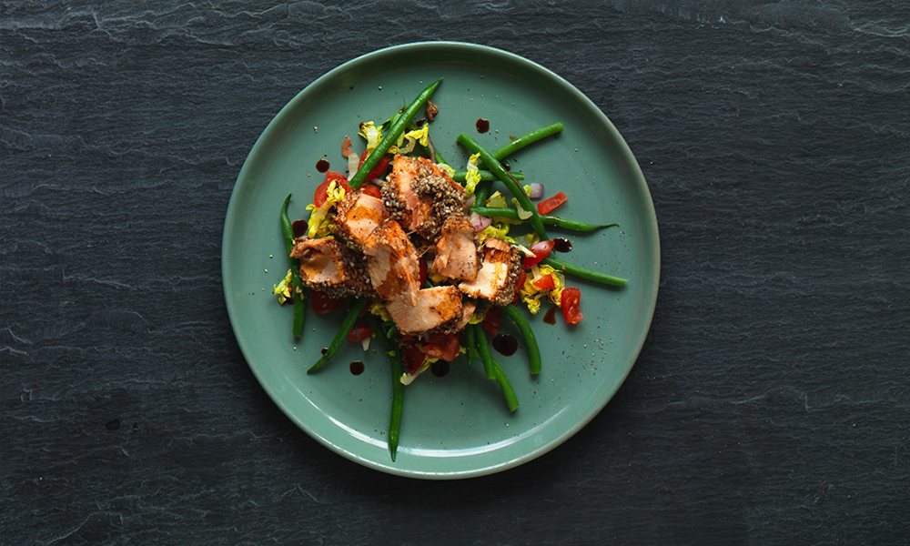 Sesame crusted salmon and green bean salad | Diabetes UK
