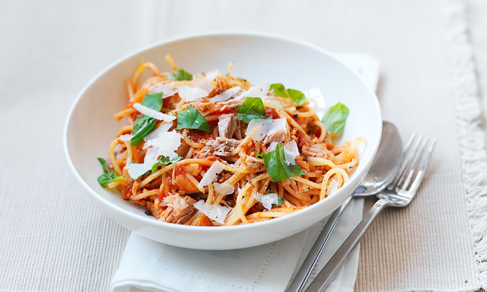 Tomato and tuna pasta | Diabetes UK
