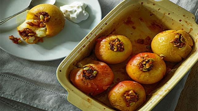 Stuffed baked apples in a pan