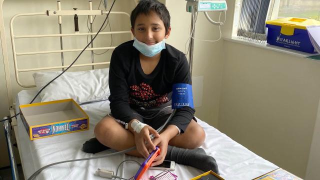 Mahn receiving immunotherapy treatment