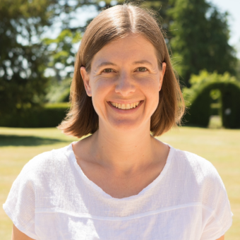 Dr Sarah Davies