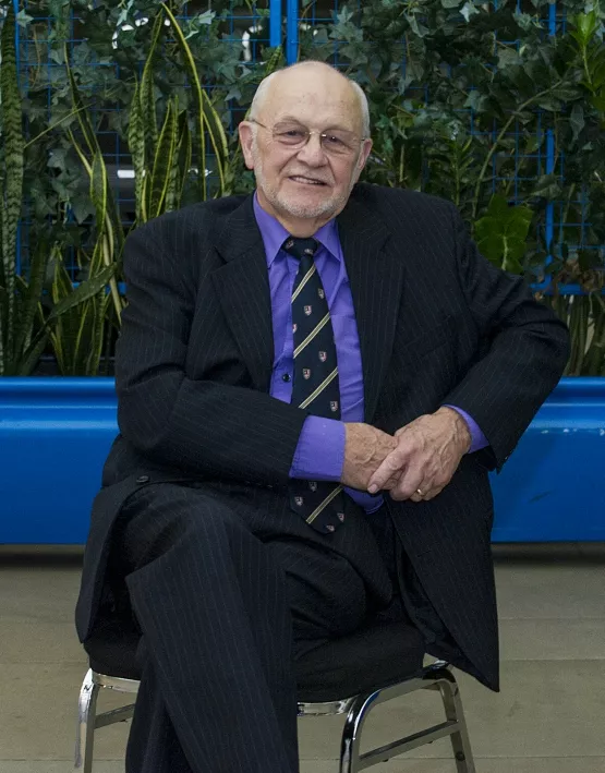 Bob McQueen - 40 years a volunteer Thumbnail