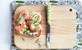 Prawn and dill sandwich