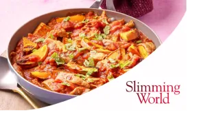 Squash and chicken curry with Slimming World logo