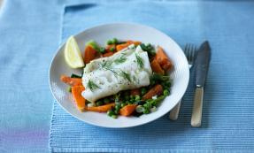 Braised cod with peas, spring onions and carrots Braised cod with peas, spring onions and carrots