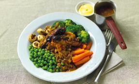 Bangers 'n' mash