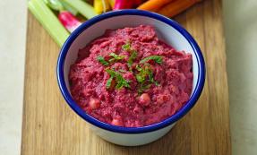 Beetroot hummus Beetroot hummus