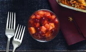 Apple and cranberry sauce