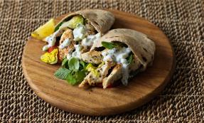 Greek-style chicken pittas Greek-style chicken pittas