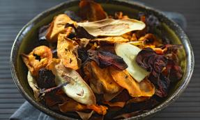 Homemade vegetable crisps Homemade vegetable crisps