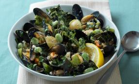 Mussels and spring vegetable soup Mussels and spring vegetable soup
