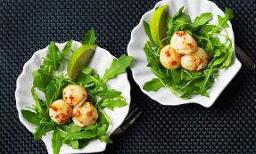 Scallops with lime and chilli butter