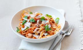 Tomato and tuna pasta Tomato and tuna pasta