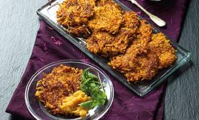 Sweet potato latkes with apple sauce Sweet potato latkes with apple sauce