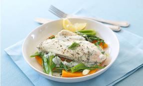 Poached plaice with spring onion and baby carrots Poached plaice with spring onion and baby carrots