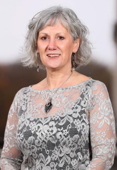 Head and shoulders image of Tina McCrossan